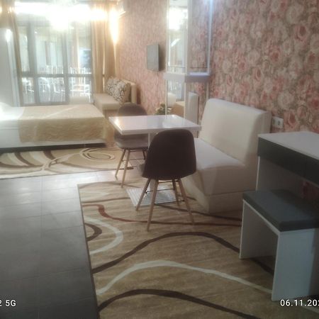 Apart Complex Diva& Bar & Restaurant Aziz Konstantin ve Elena Dış mekan fotoğraf