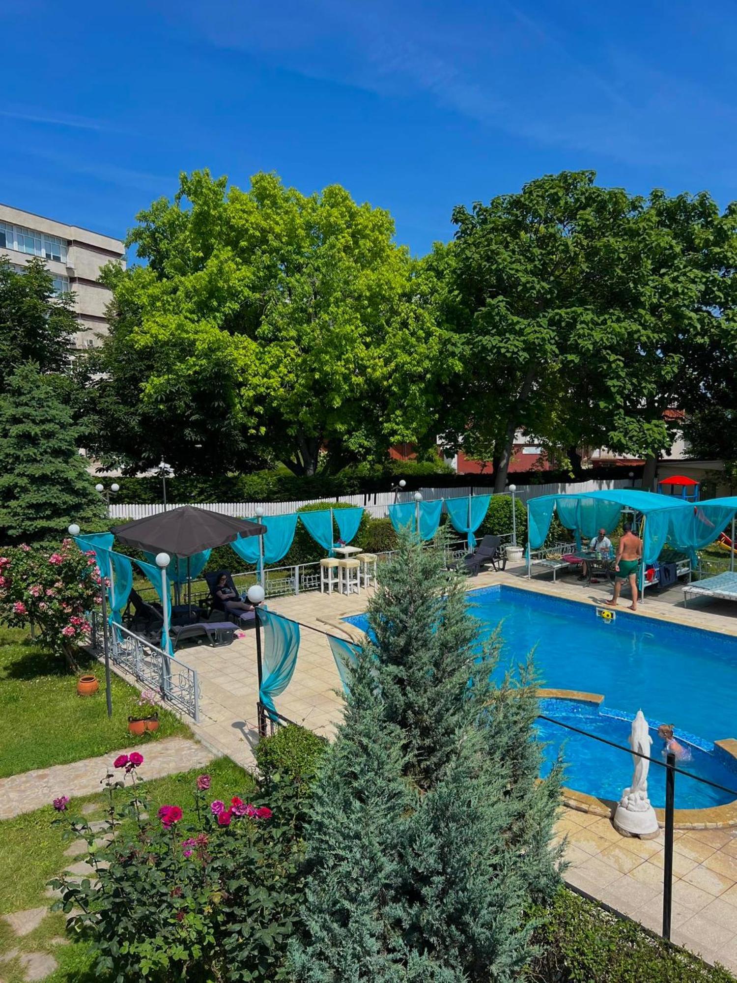 Apart Complex Diva& Bar & Restaurant Aziz Konstantin ve Elena Dış mekan fotoğraf